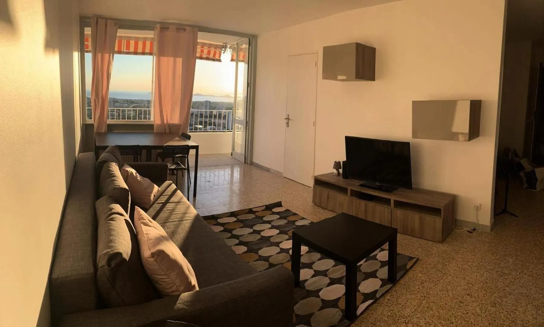 Apartamento Residence Rouviere - Grand Appartement Vue Mer Petit Budget Mae-8124 Marselha